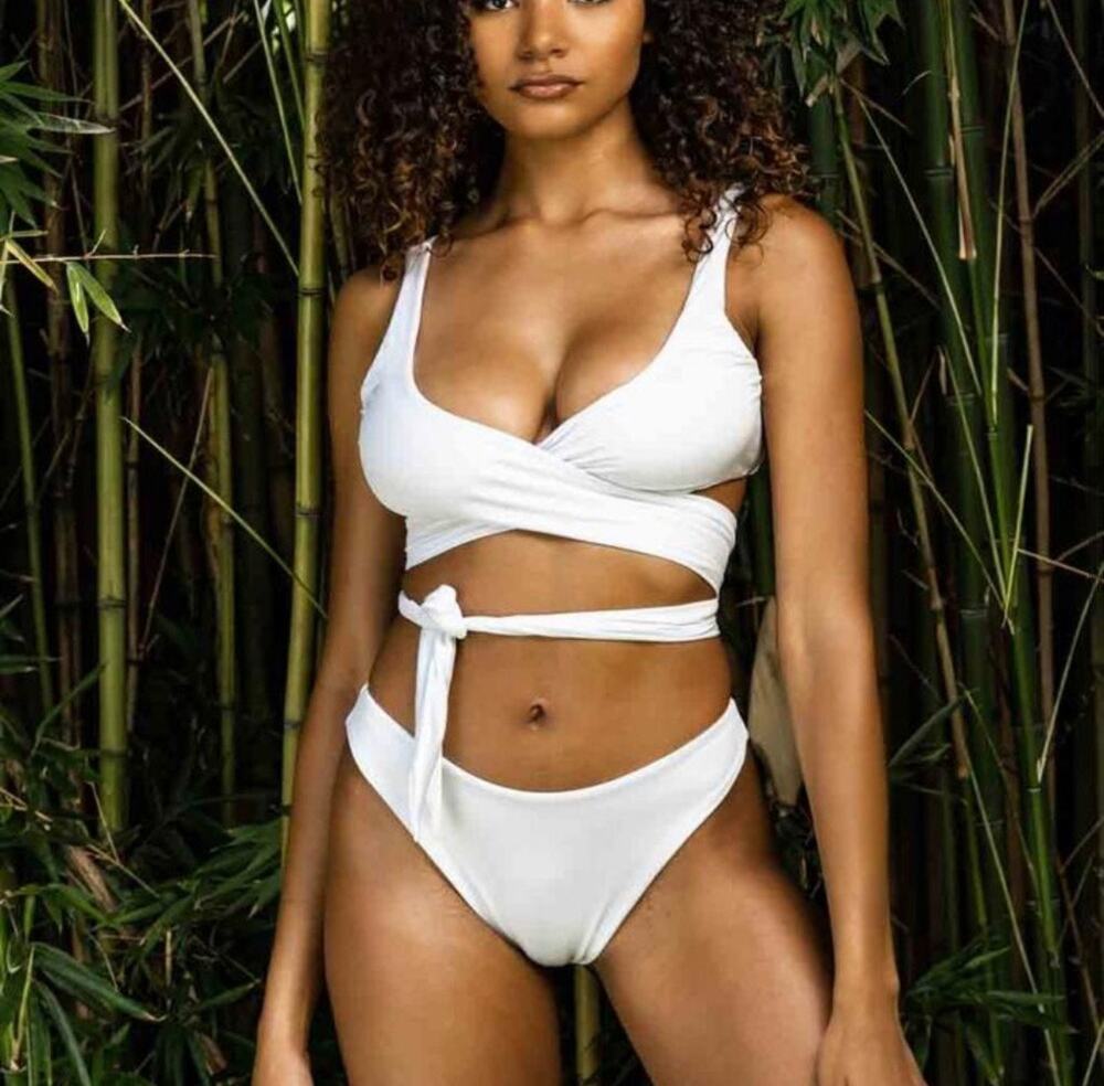 Buffbunny white Bikini Bottom Size S Small NWT
